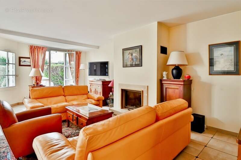 Maison à RUEIL-MALMAISON