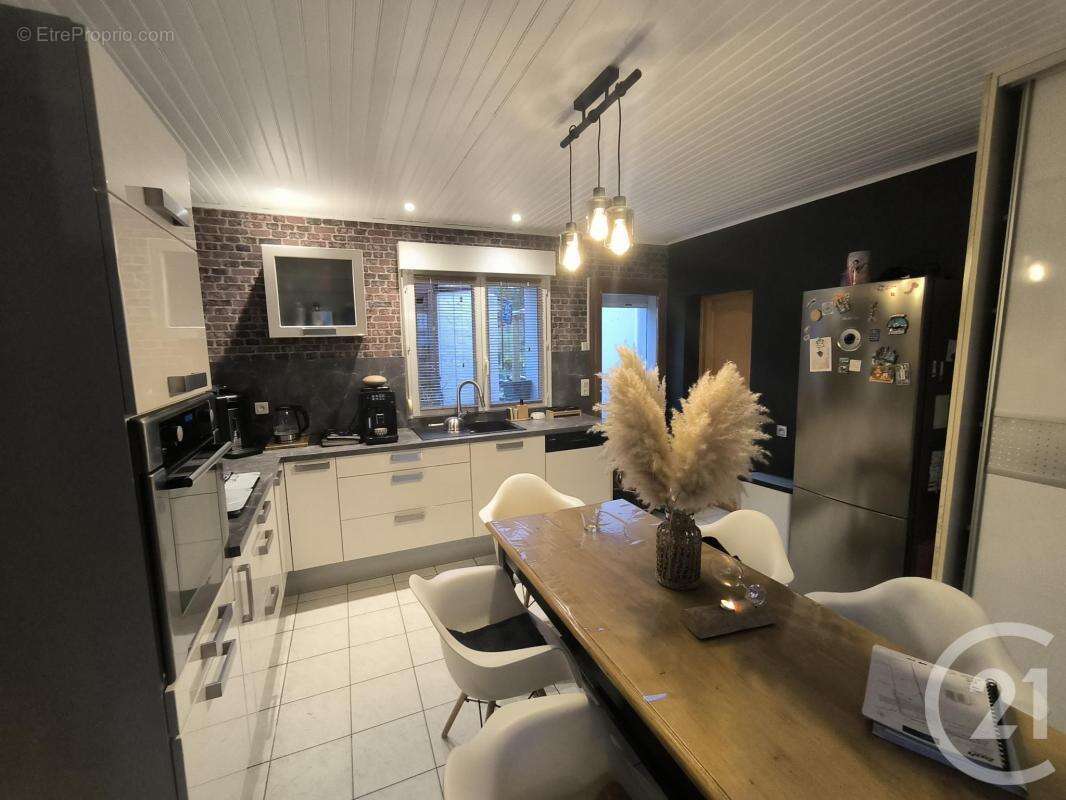 Maison à CAMIERS