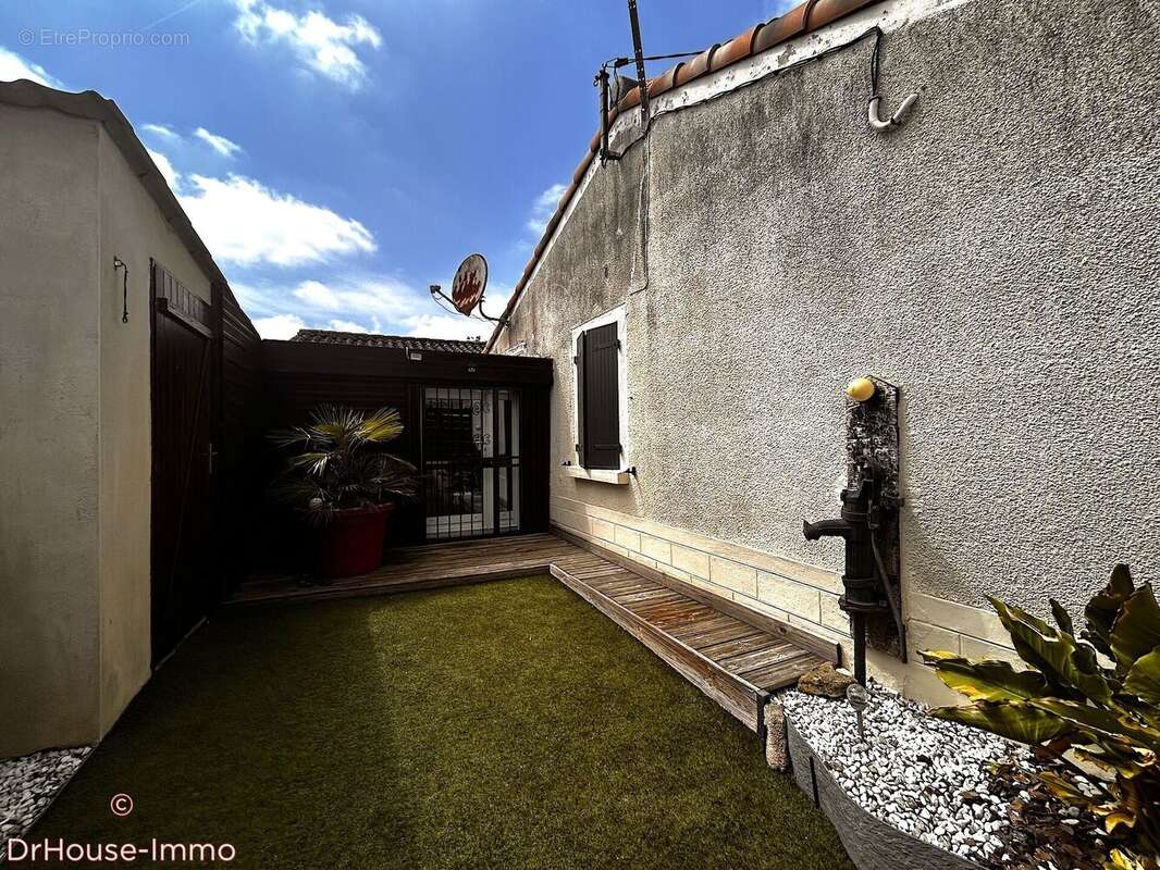 Maison à TRIAIZE