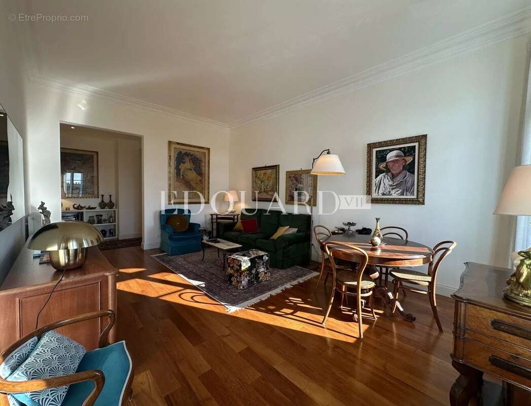 Appartement à MENTON