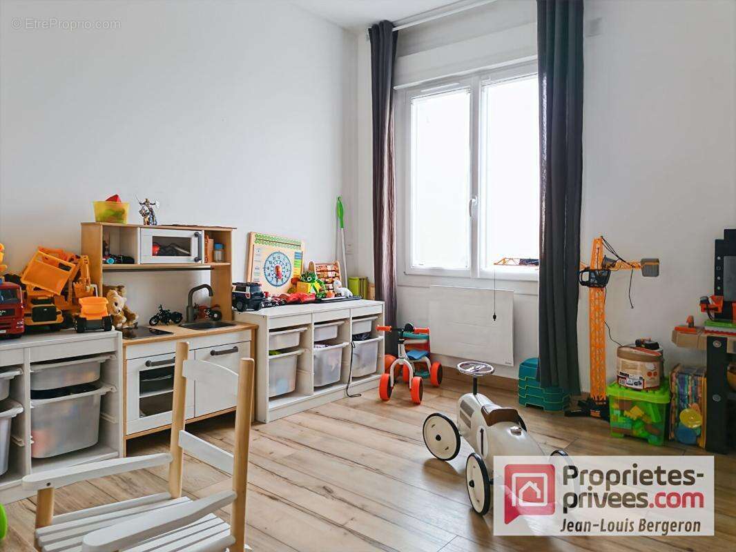 Maison à ARTANNES-SUR-INDRE