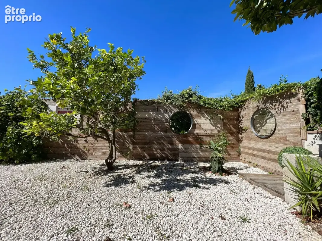 Dpt Var (83), à vendre HYERES Villa sans vis à vis- 1000m² de terrain - 3 chambres  - piscine - jardin - GARAGE - photo 29