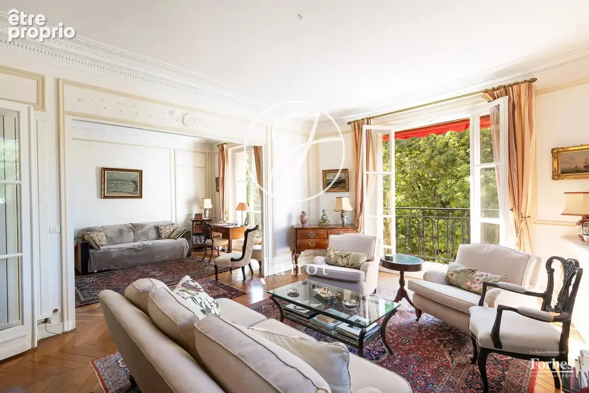 Paris 16e - AUTEUIL / MONTMORENCY - Appartement de réception et familial - 5 pièces - 152,63m² Carrez - 3 chambres - photo 5
