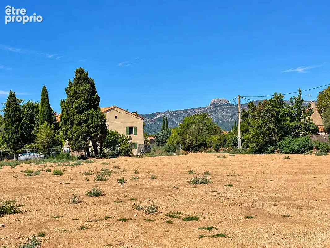Photo Terrain à Gemenos au prix de 435 000€