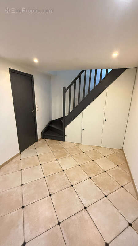 Appartement à BRIE-COMTE-ROBERT