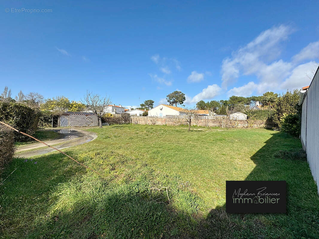 Terrain à SAINT-JEAN-DE-MONTS