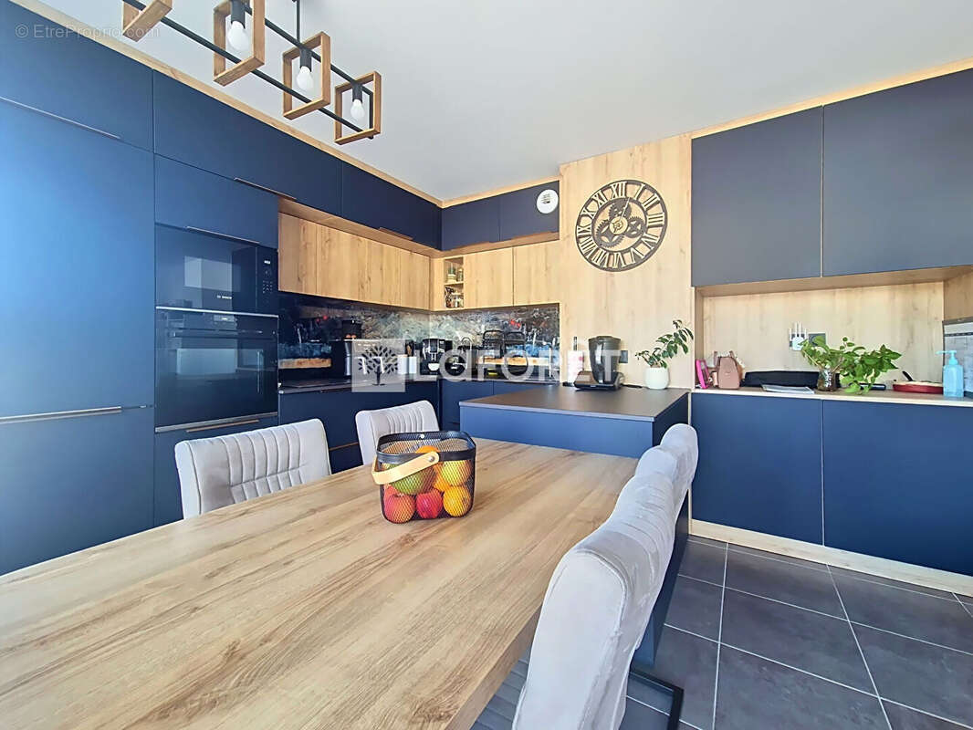 Appartement Challes Les Eaux 5 pièce(s) 102.15 m2 - photo 4