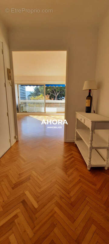 Appartement à MARSEILLE-9E