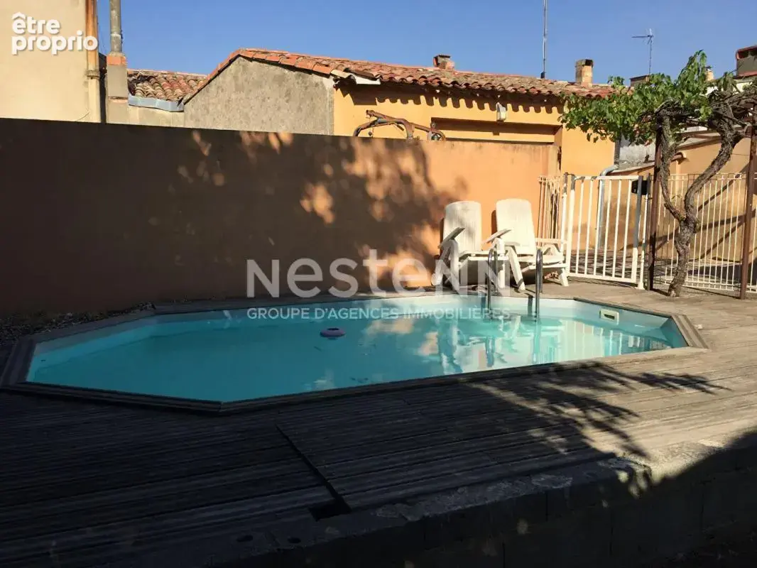 CARCASSONNE immeuble mixte avec local commercial libre et habitation T3 louée avec terrasse piscine - photo 3