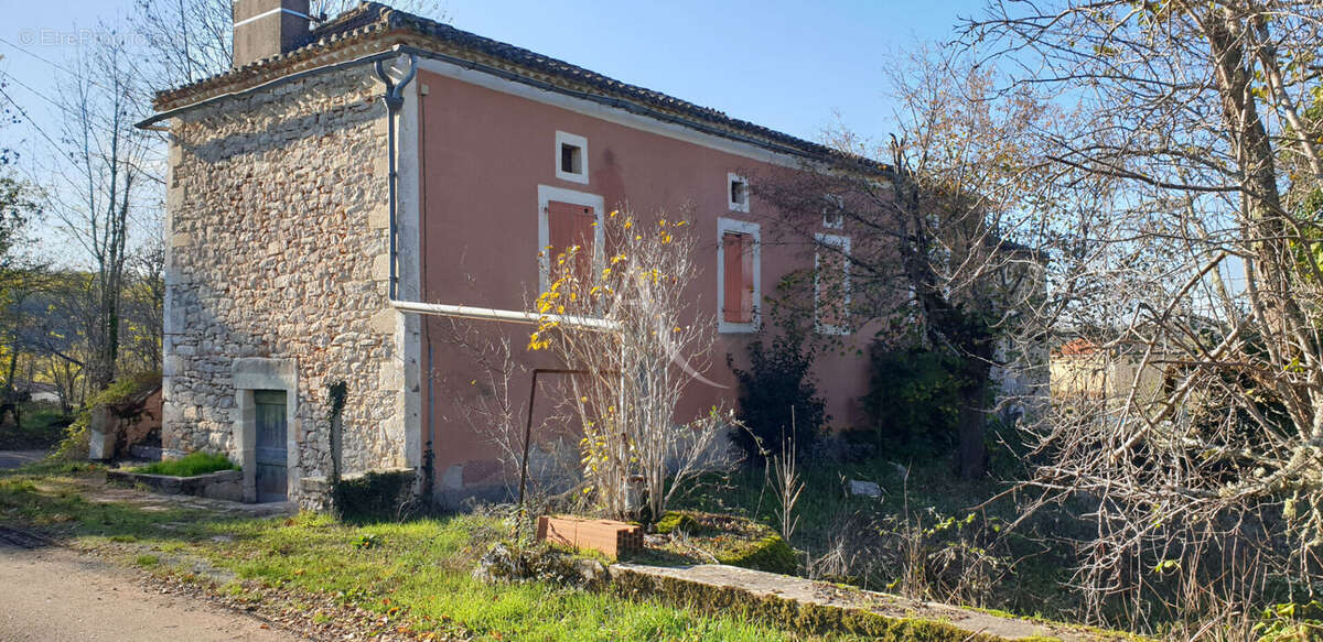 Maison à SAUZET