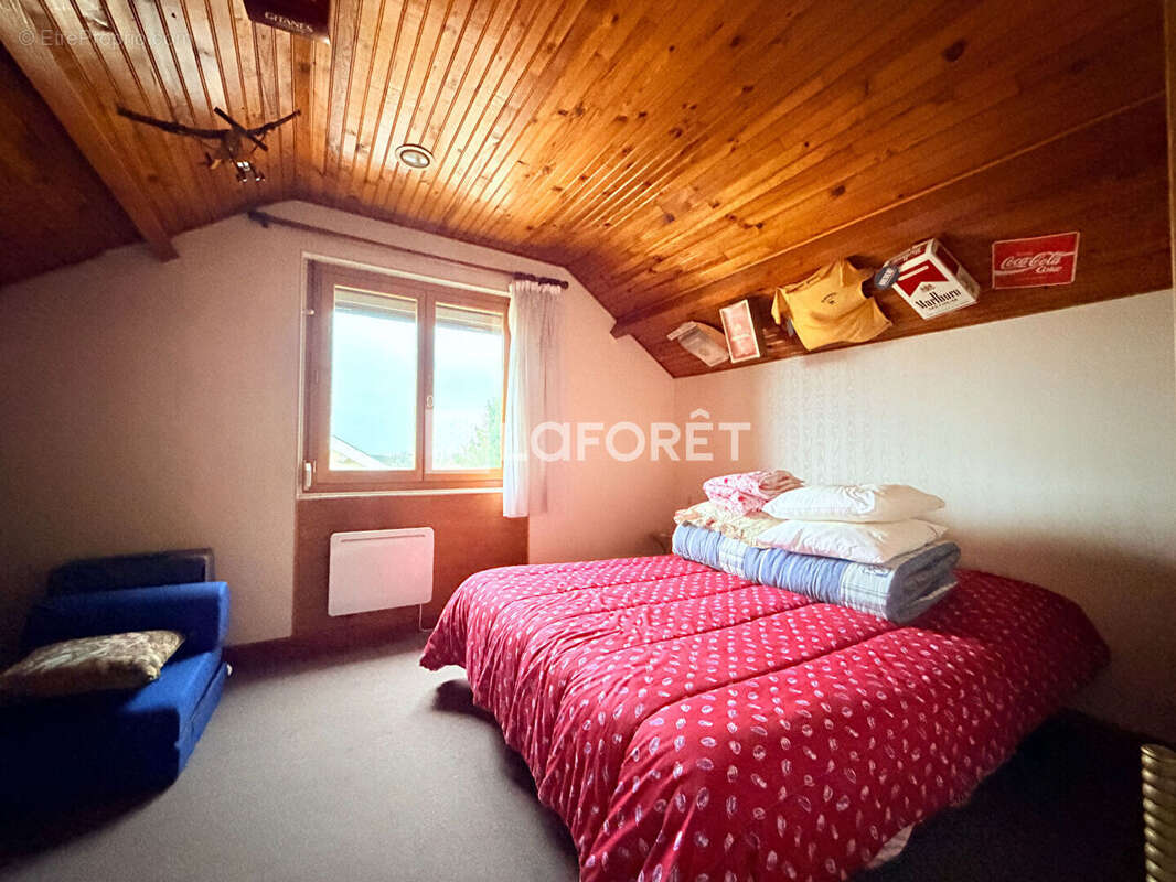 Maison à SAINTE-MENEHOULD