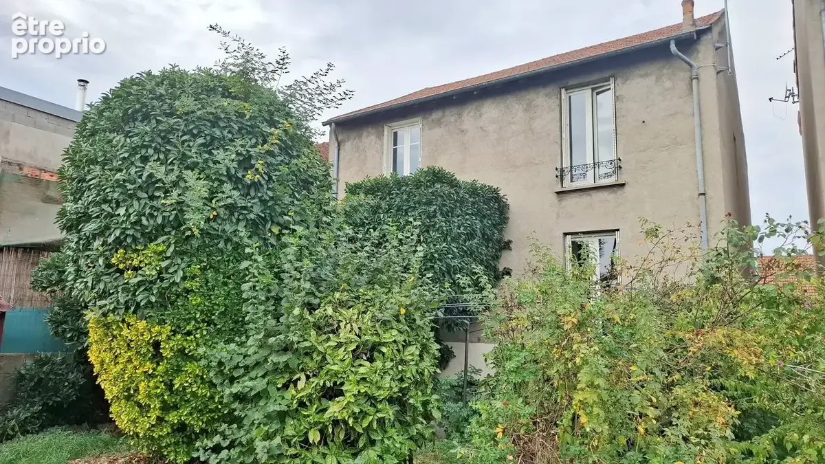 Maison 4 chambres à vendre à Vichy, quartier Les Romains avec grand jardin. - photo 2