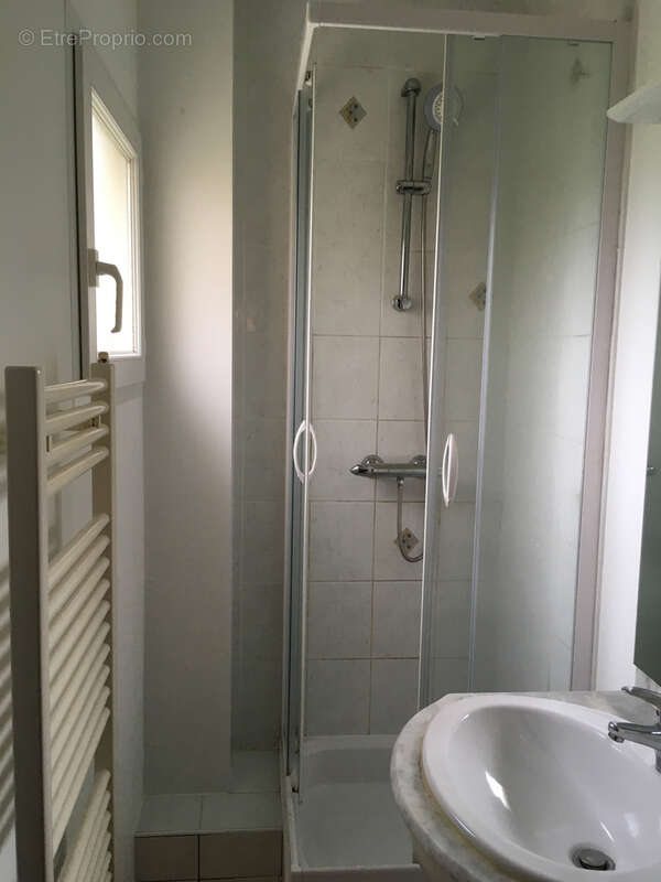 Maison familiale t6 - cisse centre - proche commodites - 10 minutes de poitiers - photo 8