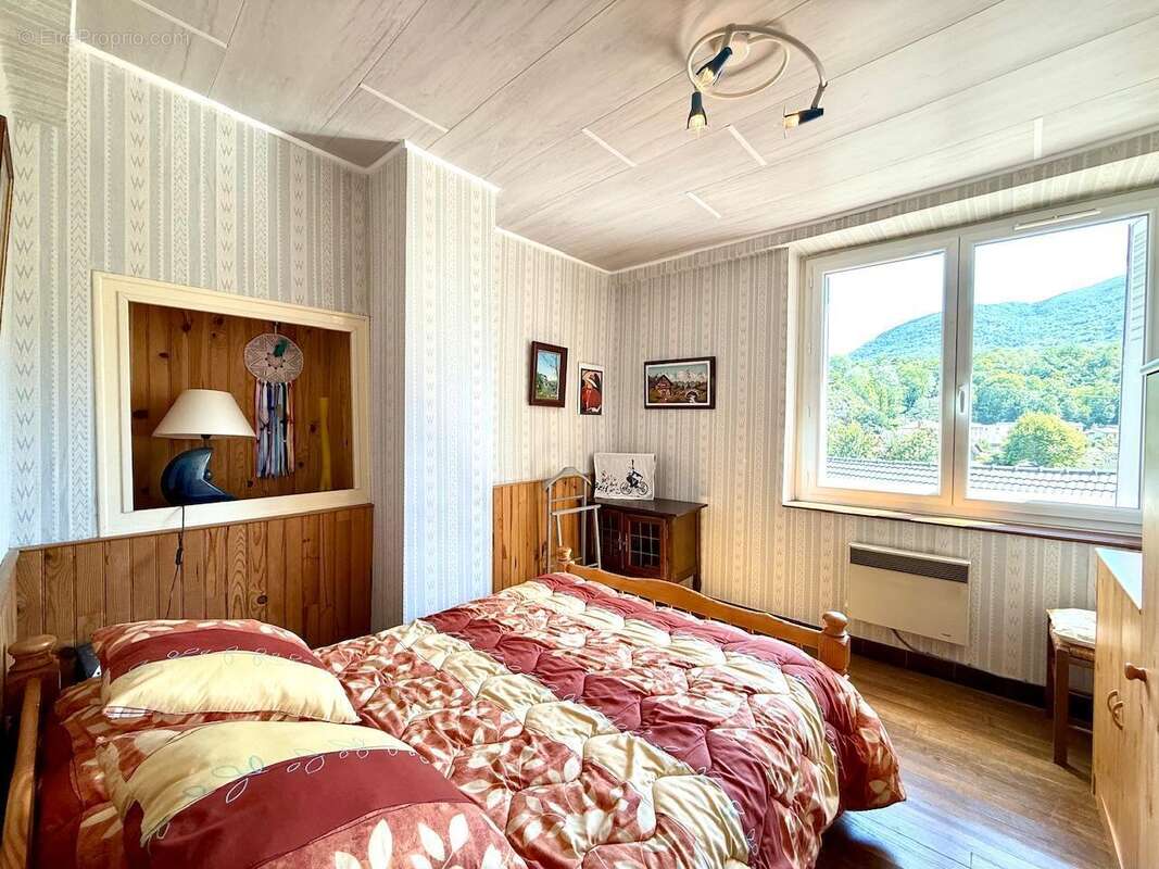 Maison 86 m² à Luzenac  - photo 11