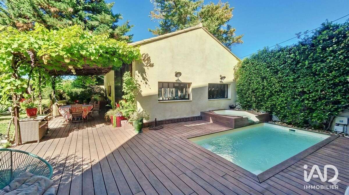 Photo 3 - Maison à ROBION