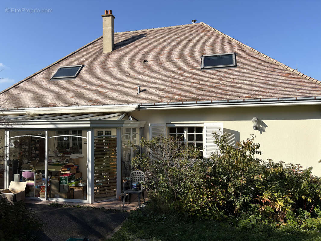 Maison à CHATELLERAULT