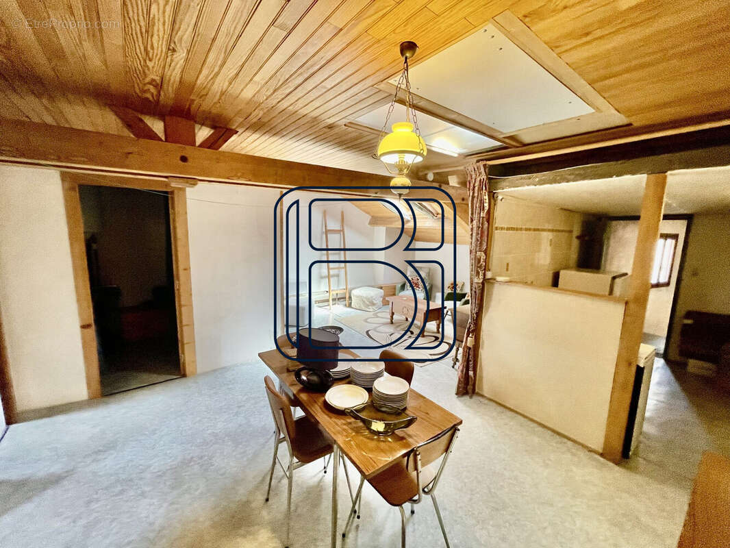 Appartement à AMBERT