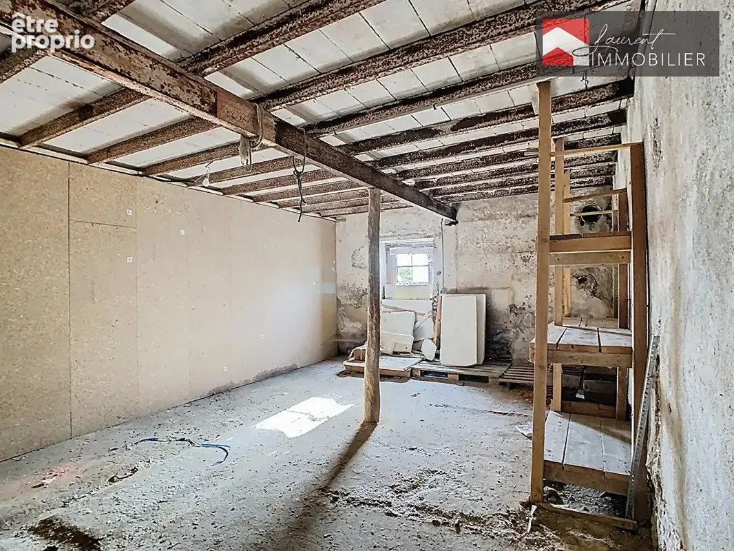 A Simandre  - Grange à fort potentiel 150 m² aménageables - photo 9