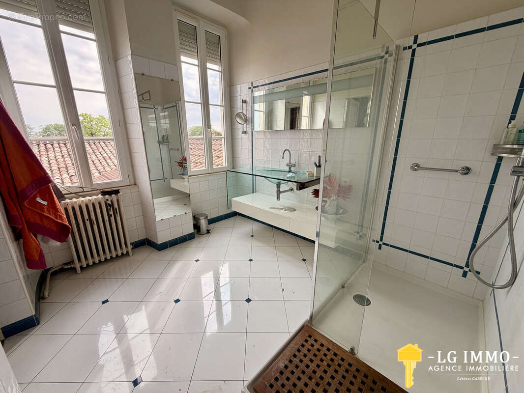 Maison de maitre, 400 m2, 190 m2 dépendances, parc 7 000 m2 - photo 22