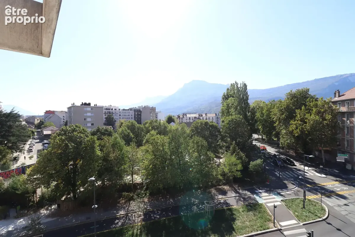Grenoble quartier europole t4 avec balcon, cave et parking - photo 15