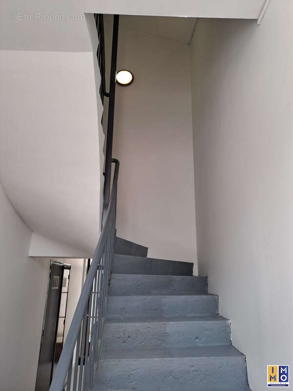Appartement 479 m² à Chateauneuf-Sur-Cher  - photo 5