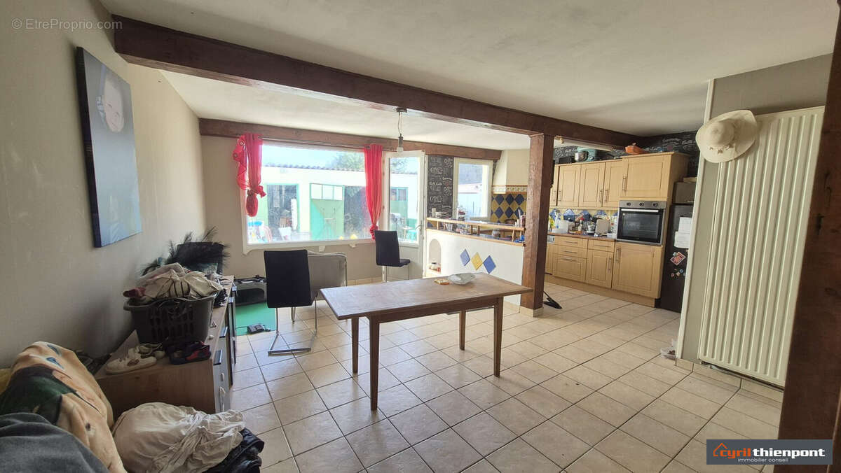 Maison 100 m² à Abbeville  - photo 3