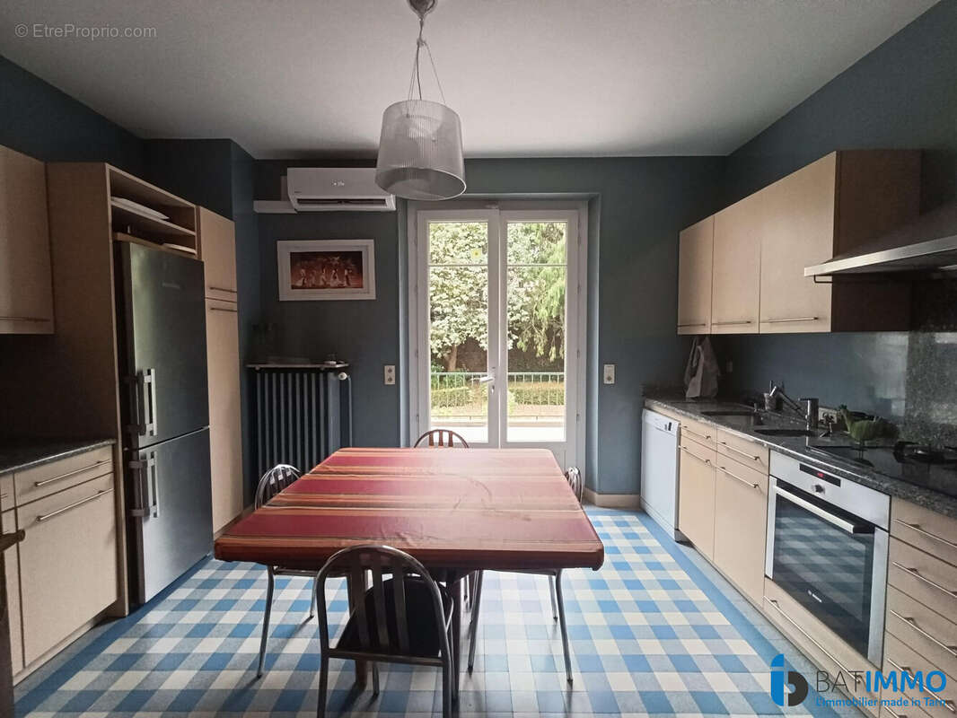 Maison 280 m² à Mazamet  - photo 6
