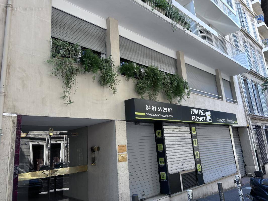 Appartement à MARSEILLE-6E