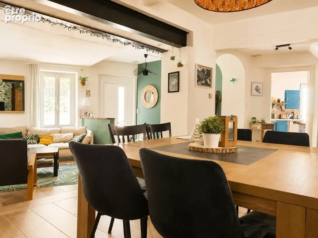 Maison de village en pierre rénovée avec terrasse tropézienne à Argeliers – 173 m² - photo 5