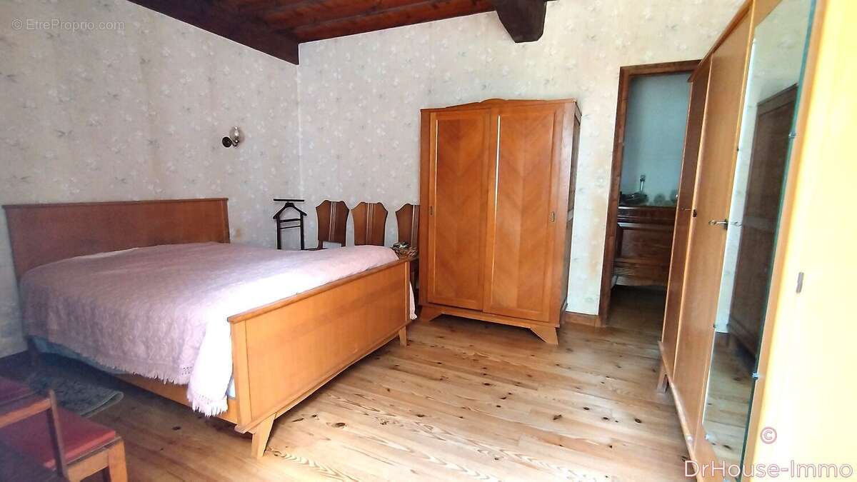 Maison 140 m² à Naujan-Et-Postiac  - photo 24