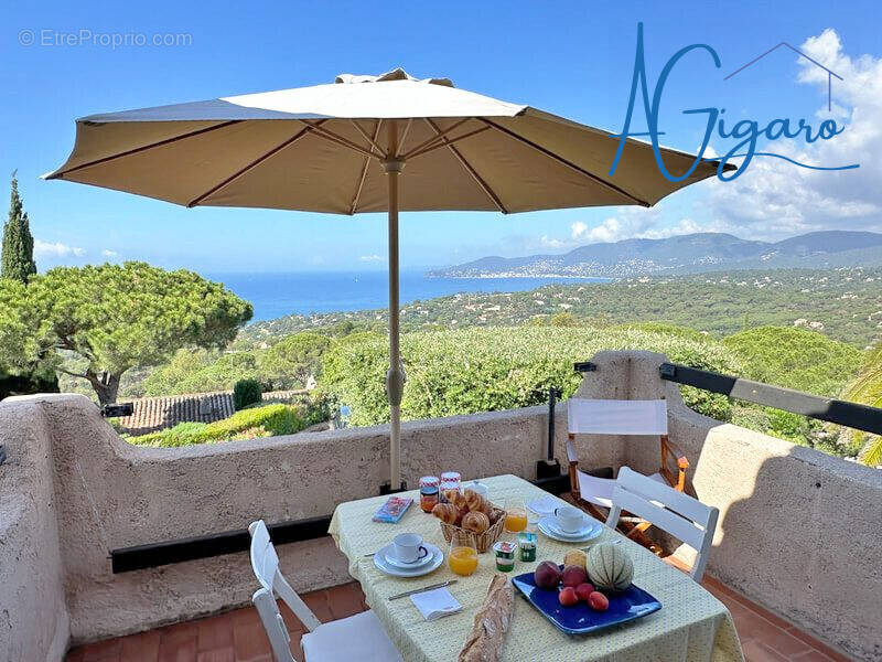 Appartement à LA CROIX-VALMER