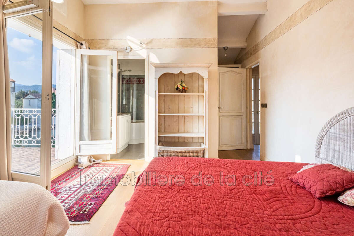 Maison à GRIMAUD