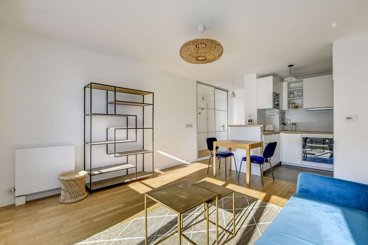 Appartement à PARIS-19E