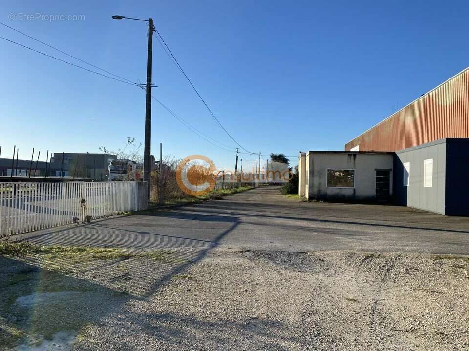 Entrepot à vendre - photo 8