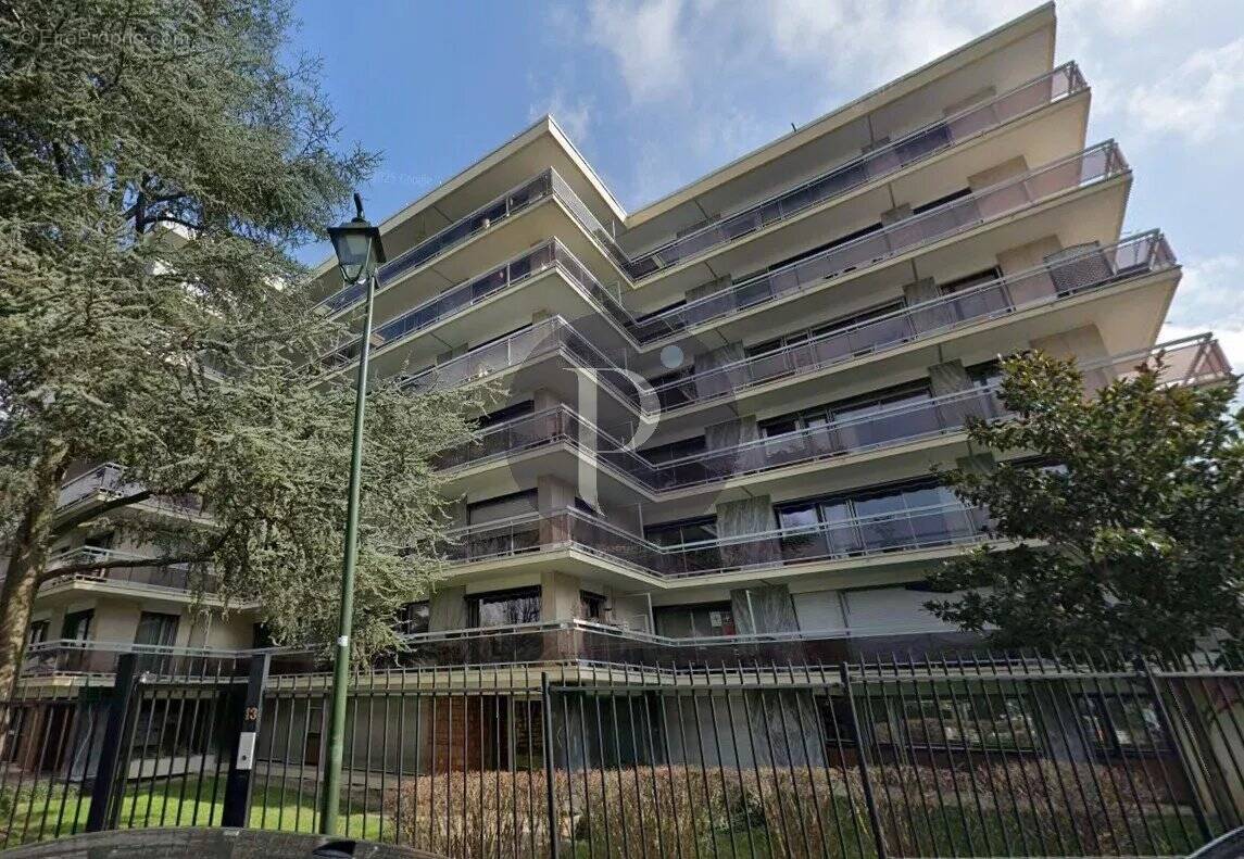 Appartement à BOURG-LA-REINE
