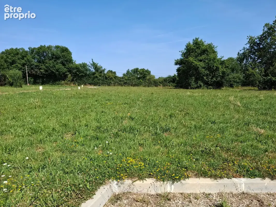 Terrain à vendre de 1 078,00 m² proche de CASTELJALOUX (47) lotissement 8 lots - photo 2