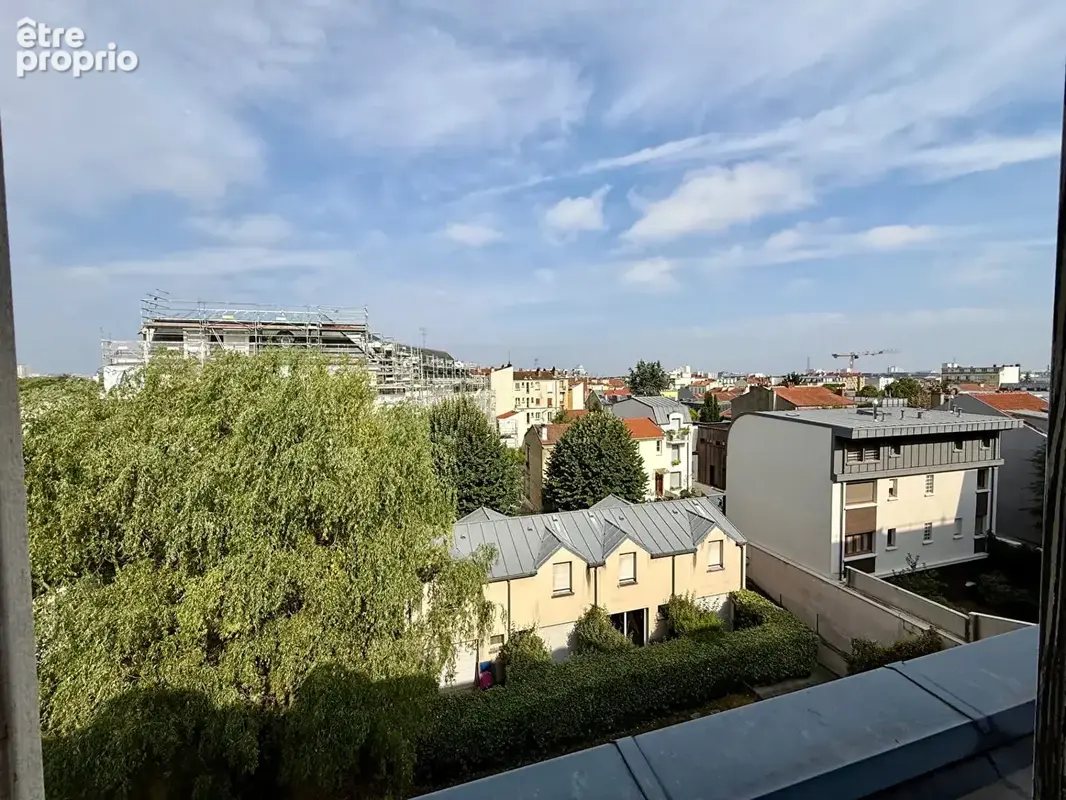 Au pied du Métro Ligne 4!  Studio de 16,97 m2, Idéalement placé! - photo 4