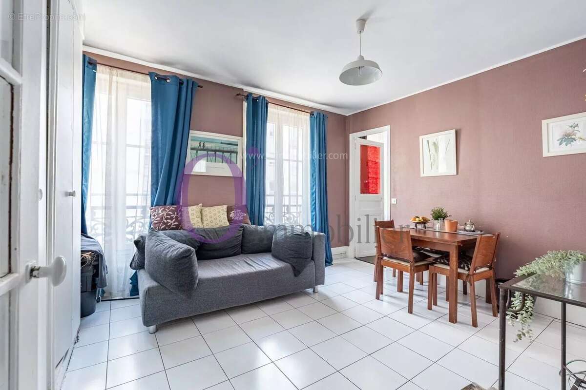 Appartement à PARIS-11E
