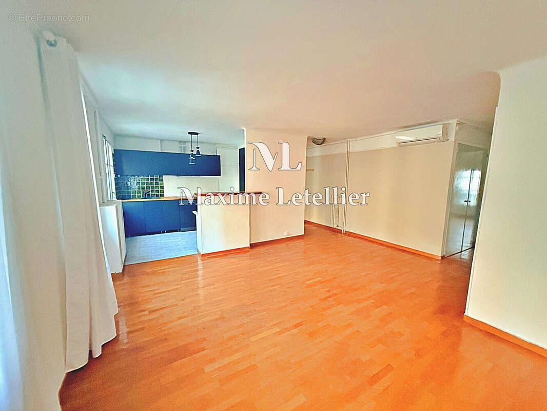 Appartement à MARSEILLE-4E