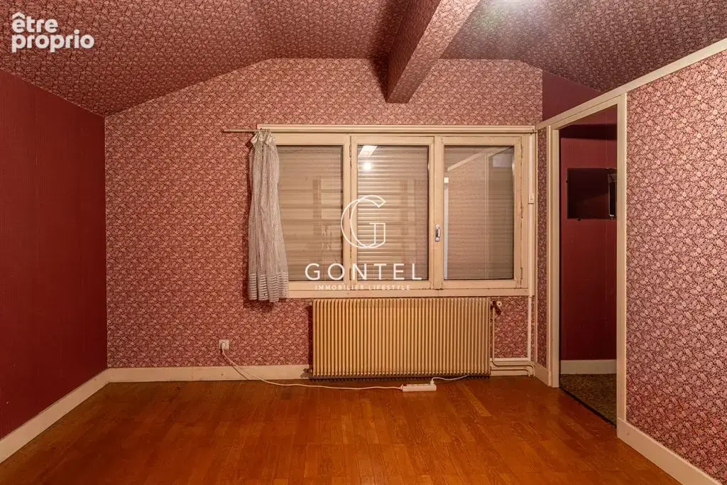 Saint-Cyr-au-Mont-d’Or – Maison de 229 m² à rénover, au calme et à proximité directe des commodités - photo 20