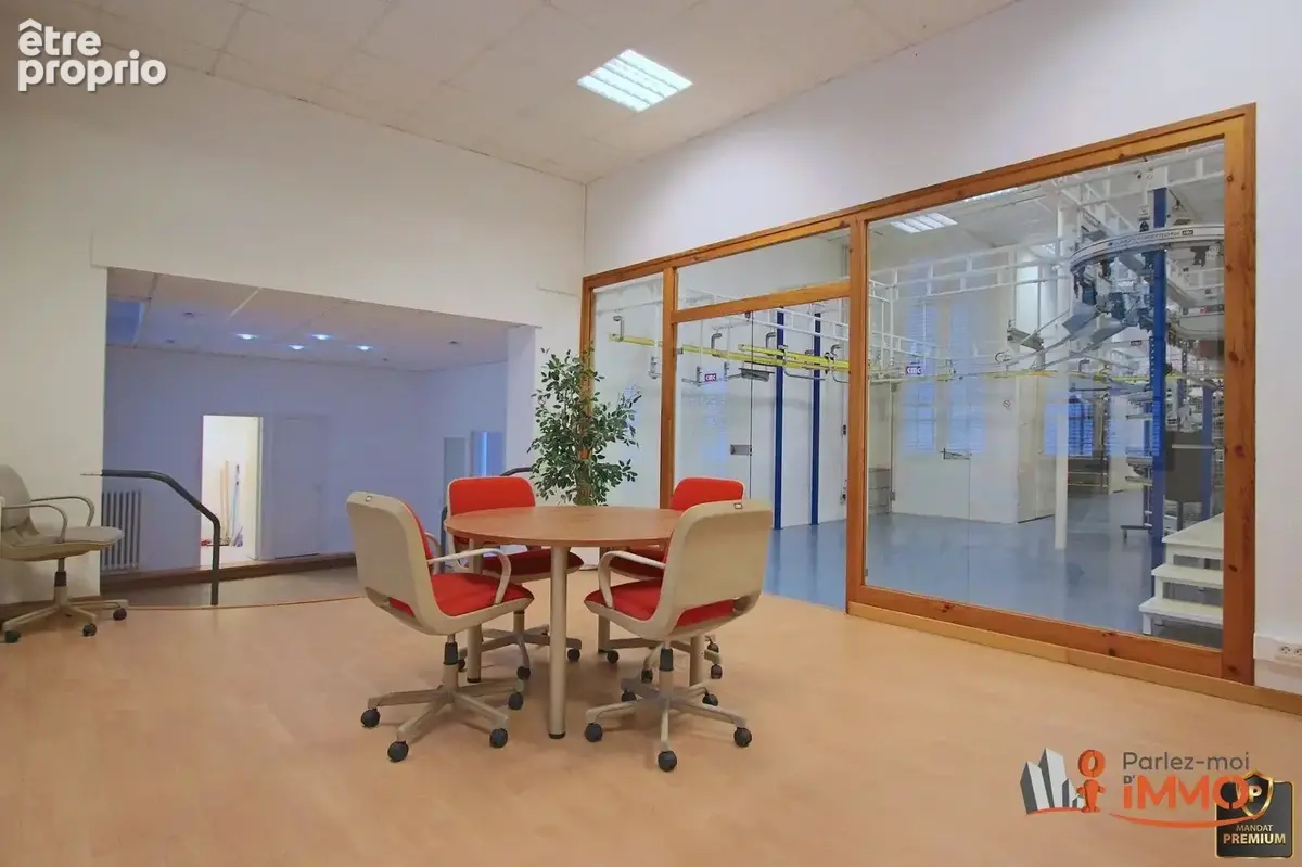 Bâtiment de 578m2 - photo 3