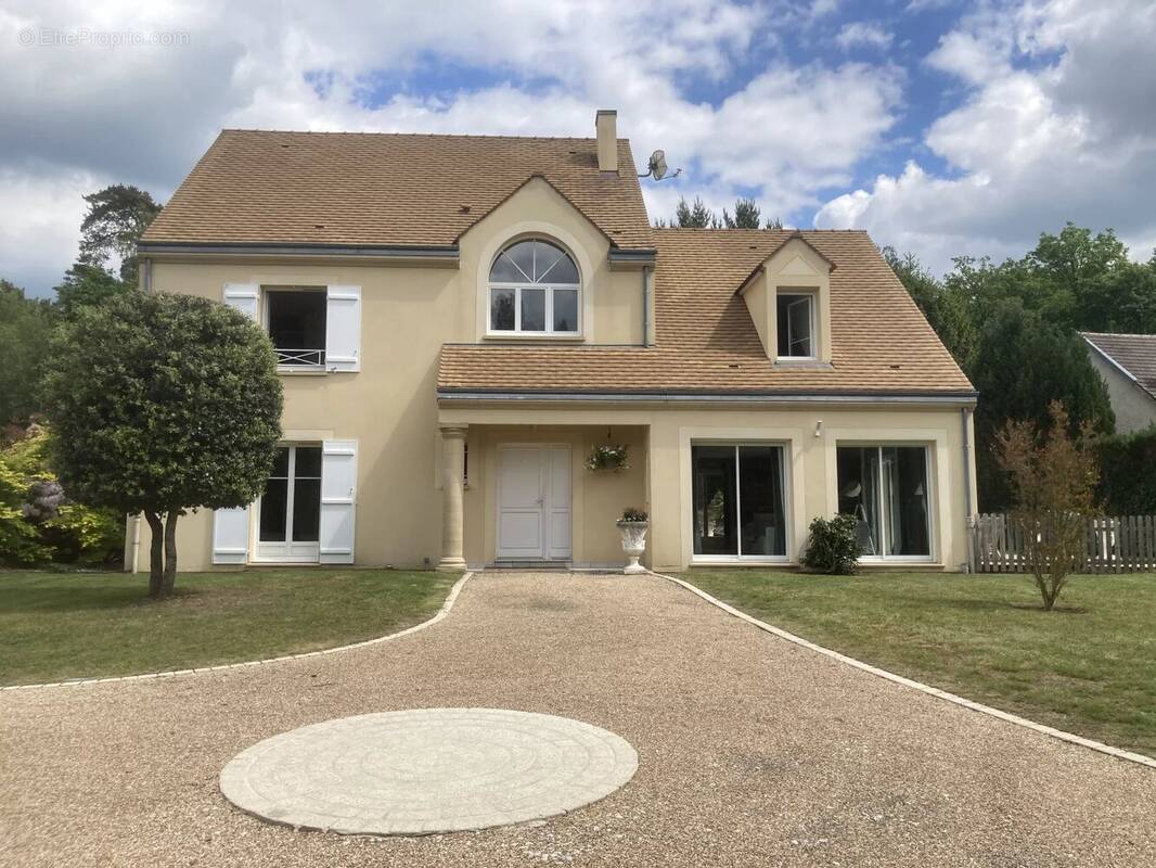 Maison à RAMBOUILLET