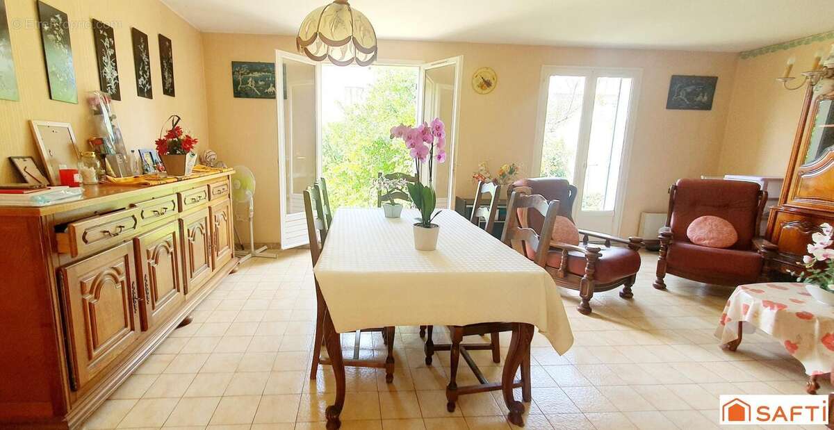 Photo 5 - Maison à LE PONTET