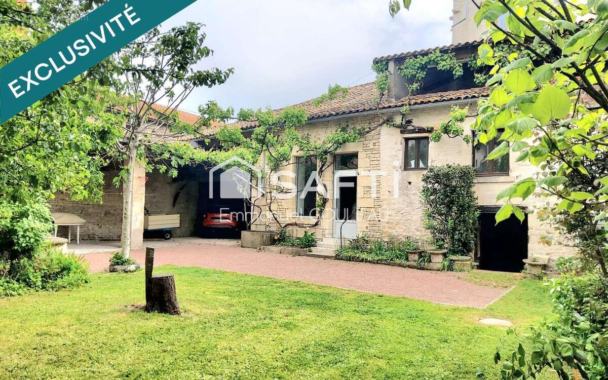 Photo 3 - Maison à FRONTENAY-ROHAN-ROHAN
