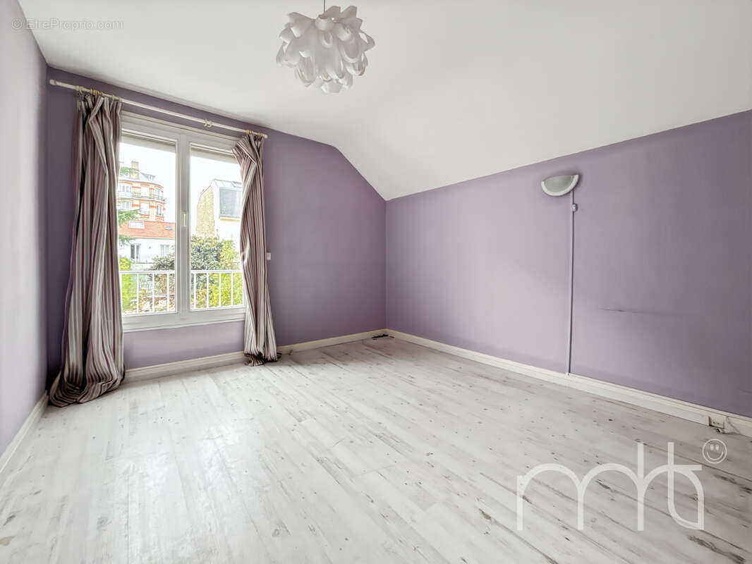 Maison à BOIS-COLOMBES