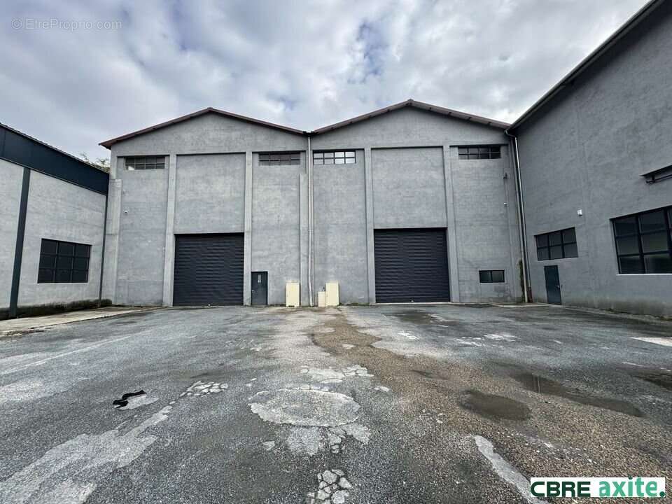 Autre à TULLINS