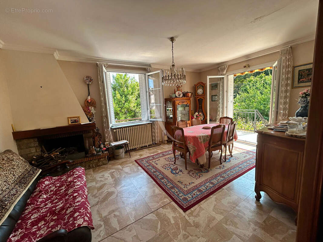 Maison à rafraichir beau potentiel - photo 5