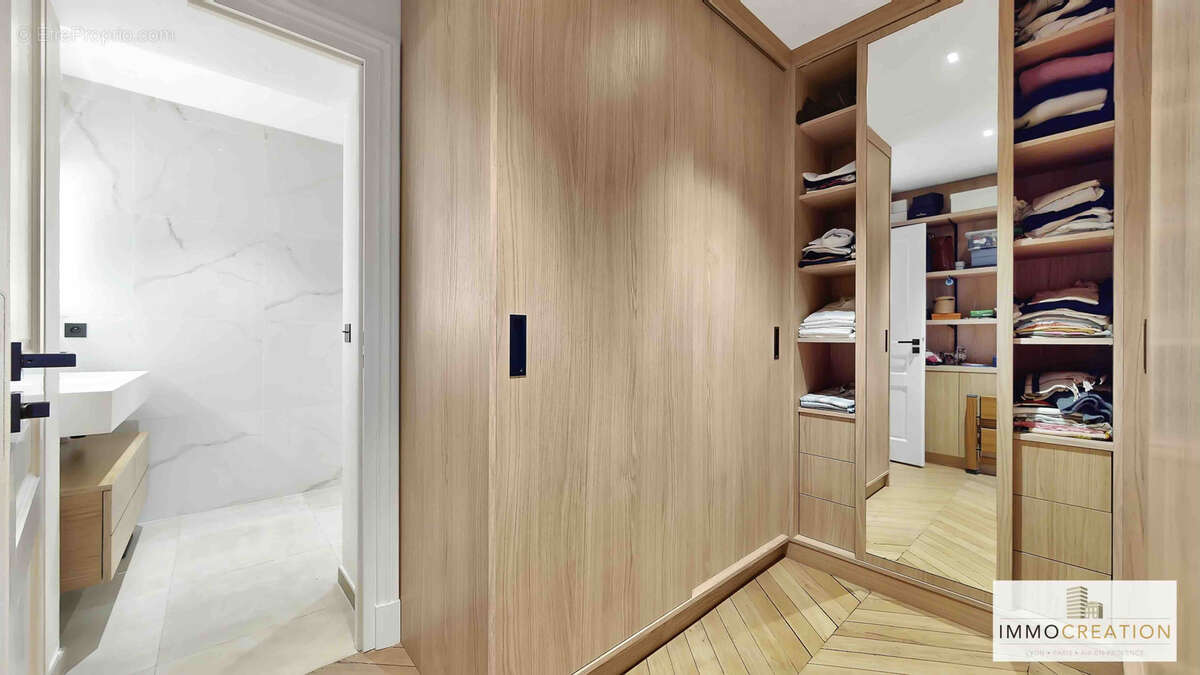 Appartement à LYON-6E