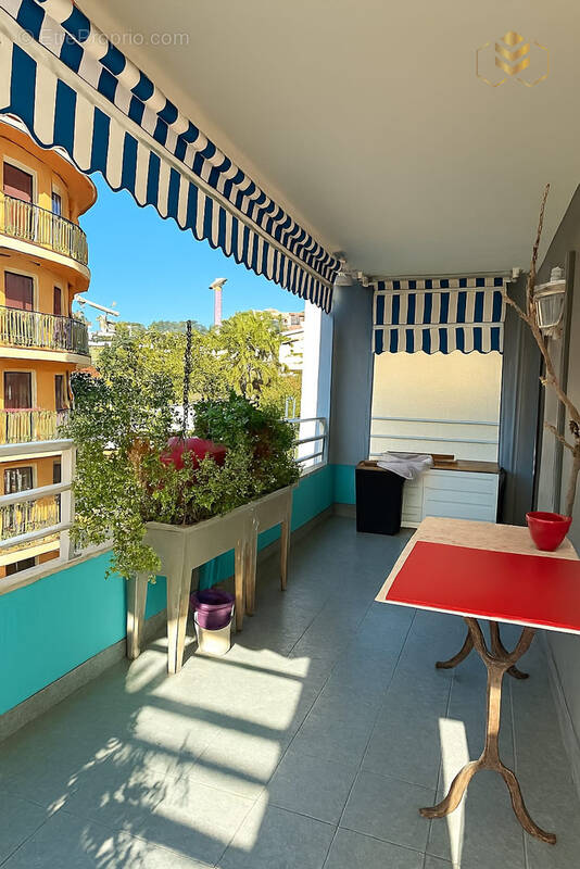 Appartement à ROQUEBRUNE-CAP-MARTIN