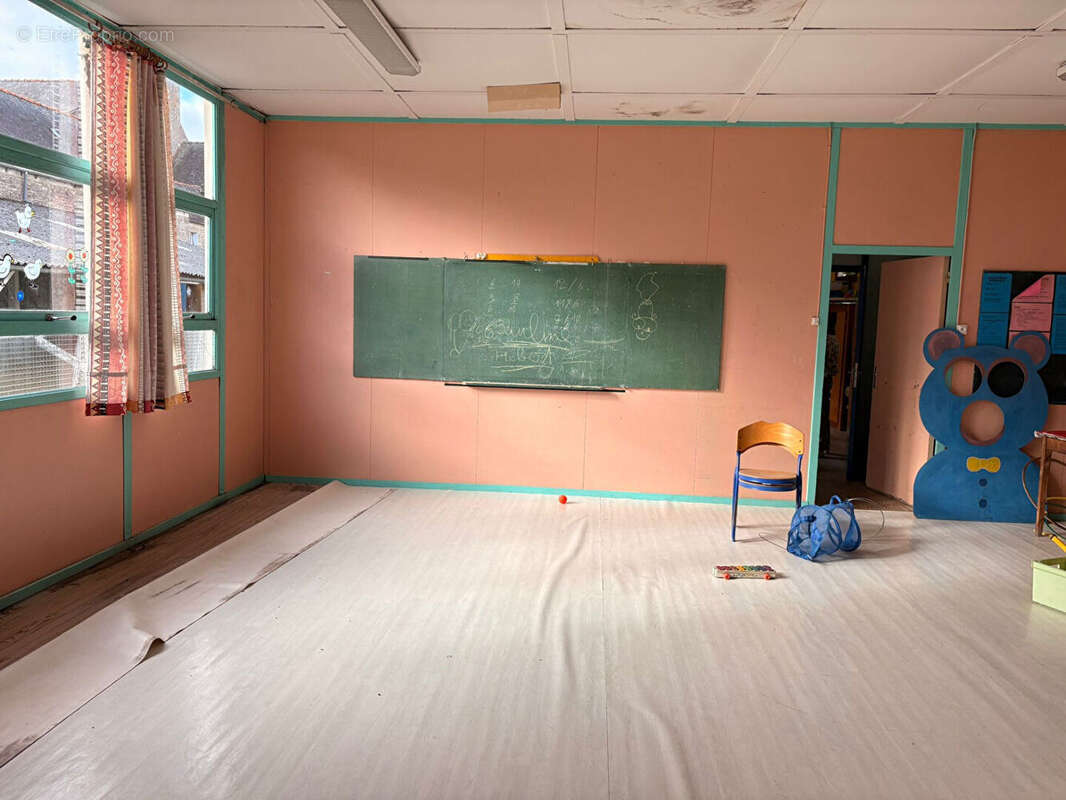 Autre à GUERLESQUIN